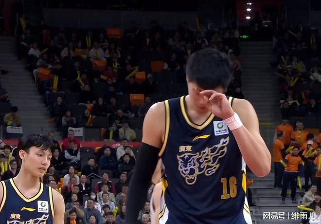 太适合广东队！CBA强力锋线可能离队，曾被杜锋公开招募！