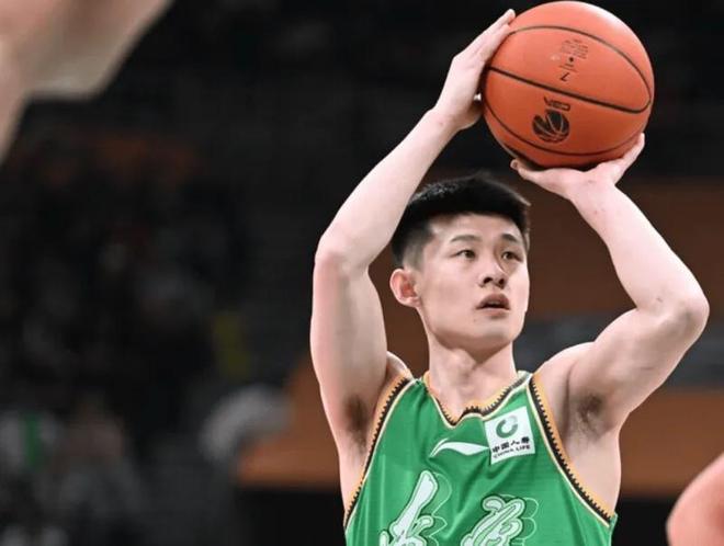 辽宁79-66同曦迎1喜3忧！莫兰德鄢手骐辣眼，防守真不行！