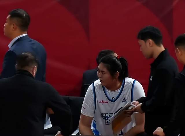 山东女篮惨败山西队，张子宇正负值最低拖累球队，宫鲁鸣看走眼了