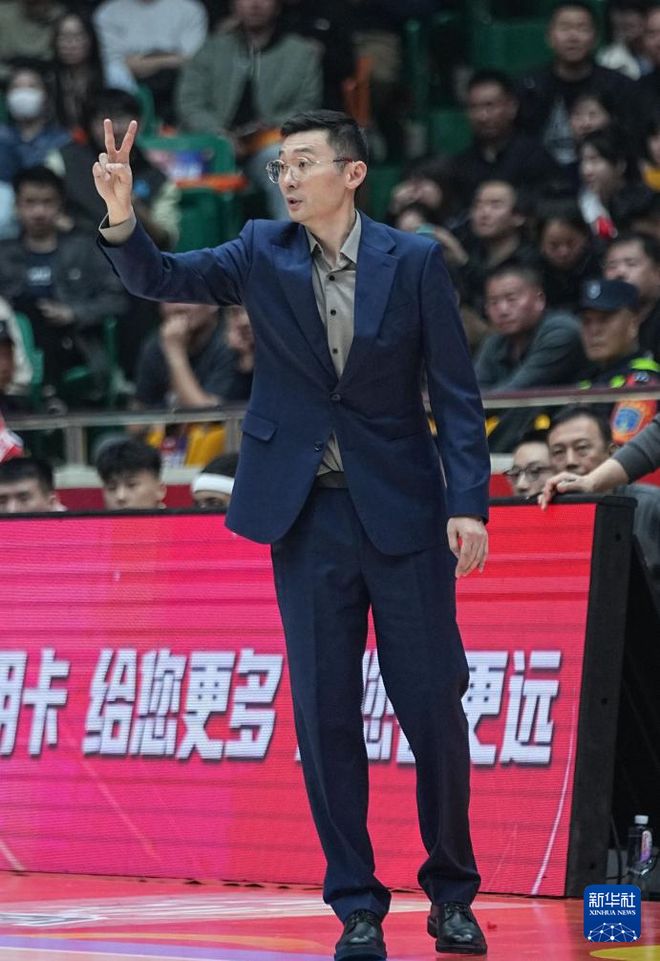 联赛至今5名主帅已下课，CBA教练为何成“高危职业”？