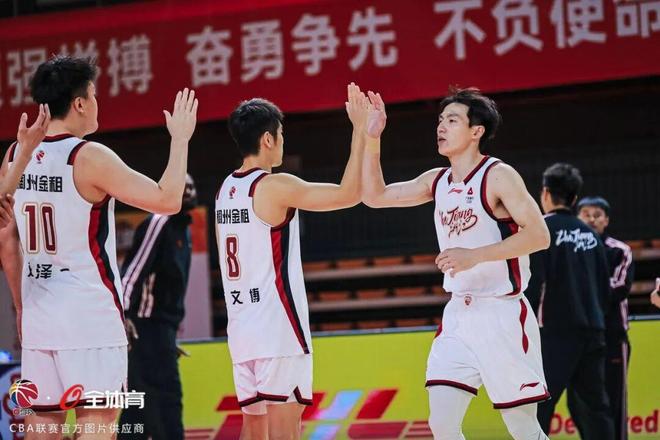 【CBA联赛】第十二轮｜全员皆兵，浙江稠州金租95-60大胜广州朗肽海本！