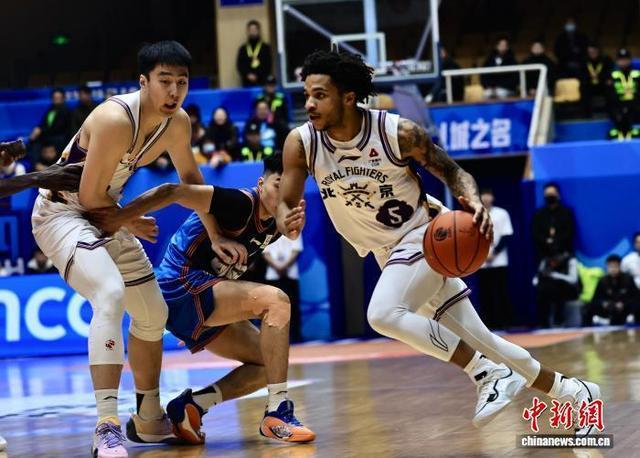 四川男篮以79比81惜败北京北控男篮