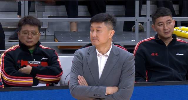 广东3消息！希望之星获奖，18岁新秀强硬回击杜锋，新援请战辽篮