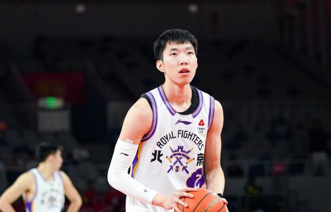 12战全败！段睿骐丢中圈三分绝杀四川惜败北控 廖三宁18+6+5