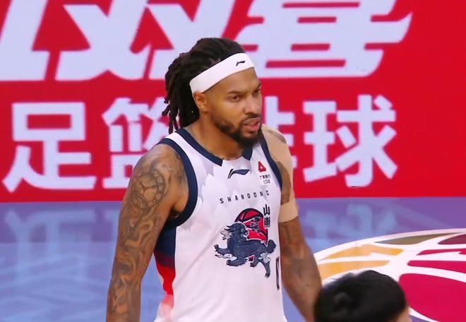 珀塞尔隔扣周琦+压哨绝杀！山东男篮击败北京，豪取五连胜