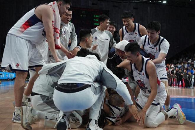 绝杀北京，山东男篮找到未来答案