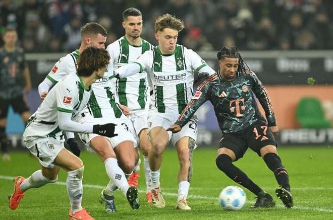 8胜1平1负，拜仁近10场年度首战赢下8场