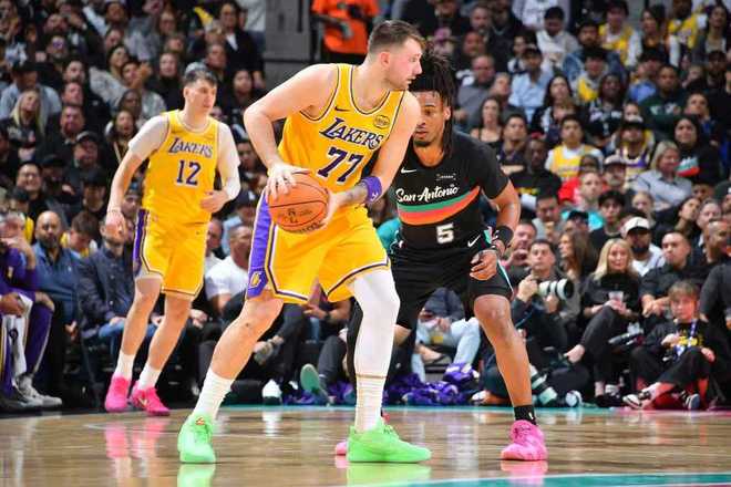 湖人输西部第二之争！东契奇空砍38+10+10 第86次三双历史第七