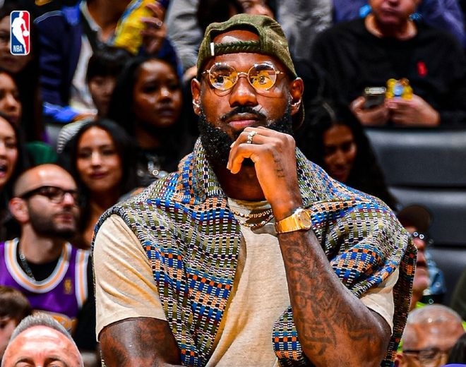 東契奇38+7，湖人驚險擊敗魚腩！里夫斯復出，一戰看清四個事實