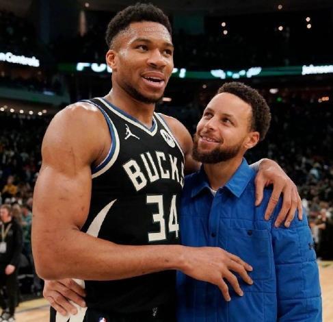 勇士也开始追逐字母哥，他可以全面补强勇士阵容，库里终于有帮手