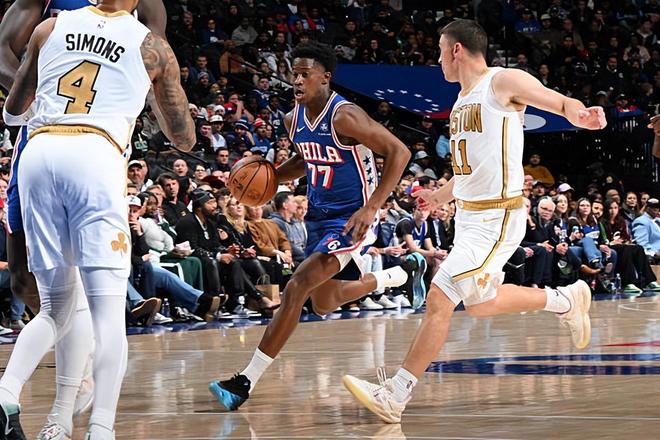 最近幾場比賽進攻效率直線下降！76人后場新秀這是撞上新秀墻了？