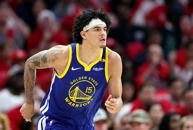 勇士102-103快船 球员评价：3人优秀，2人及格，8人低迷