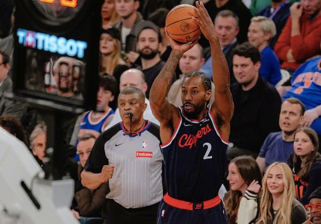 快船再次出击！莱昂纳德出战成疑，哈登带队全力争胜避免连败