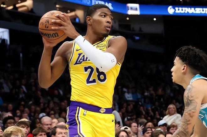 得到了兩大球星的盛贊，湖人鋒線大將的作用被嚴重低估了？