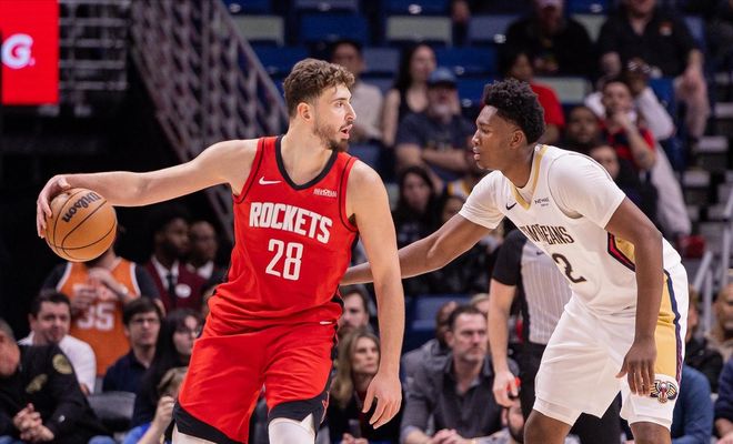 近4場3負，申京選擇引爭議，杜蘭特8年前要球如今卻只能交球