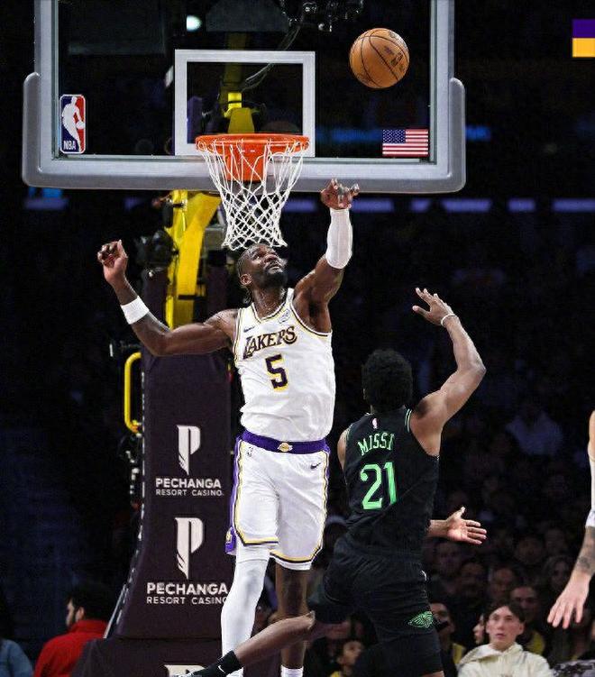 打疯了!墨菲三世直捣打乱湖人,东契奇强行出手造灾难,替补是硬伤