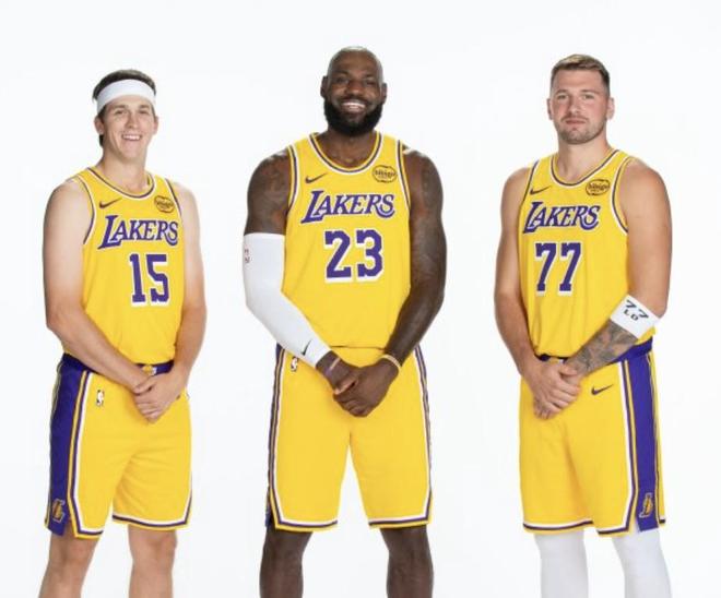 阿里纳斯：湖人目前还不具备冠军相，整体总感觉缺了点什么