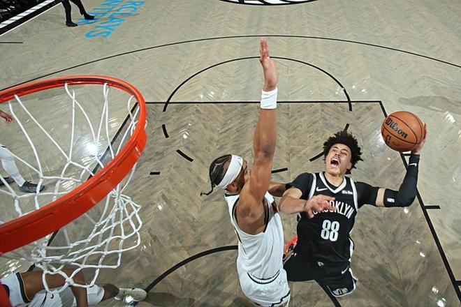 实在是太差了！篮网后场新秀看起来在各方面的能力都是一塌糊涂？