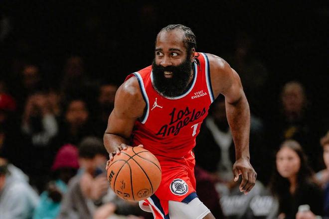 19分大逆转！快船11战9胜获4喜讯：小卡破纪录+奇兵25分救赎哈登