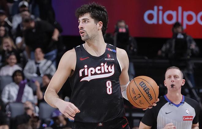 单季场均25+7+7有多难？NBA仅9人做到 现役5人 9号秀有望比肩乔詹