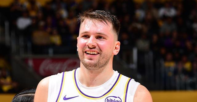 东契奇谈逆转：这就是我们该做的事 要给所有人点赞