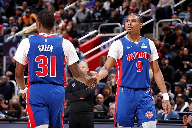 进攻端实在是太粗糙了，活塞锋线新星面对快船的表现堪称灾难？