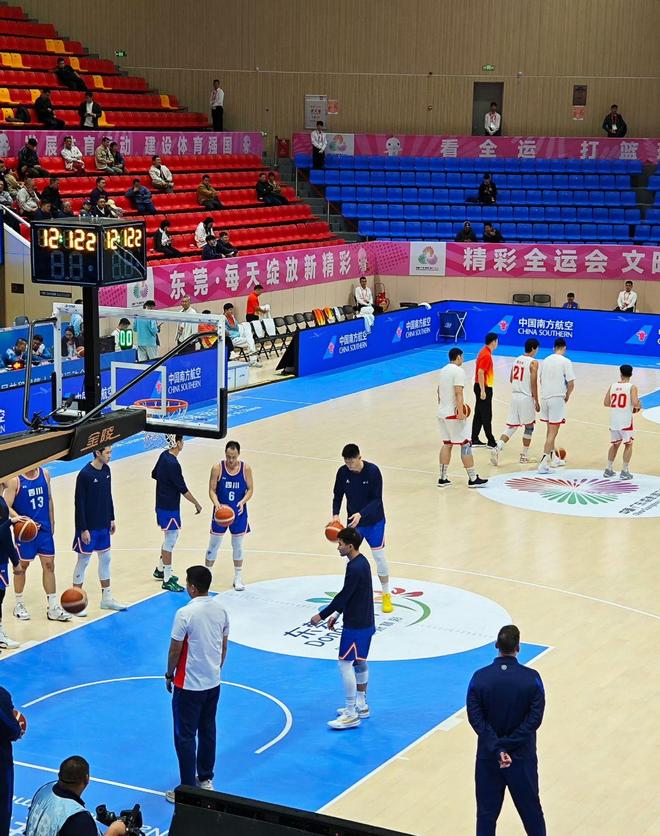 狂轰124:61，四川打崩湖北队！周琦轰24+18，全运会冠军成囊中物