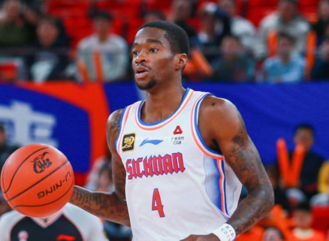 朱芳雨引援充满变数！霍楠透露重要消息，CBA超级外援难来广东队