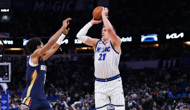 魔術(shù)3人20+獲勝！大瓦時(shí)隔386天復(fù)出8分 鵜鶘近11戰(zhàn)10敗