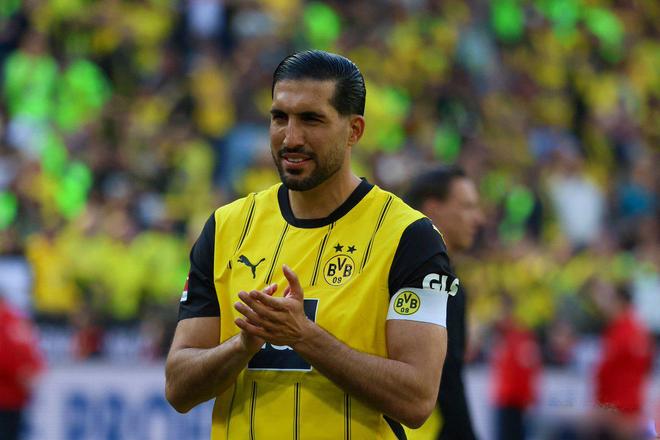 德天空:埃姆雷-詹將重返多特名單,施洛特貝克因感冒缺席