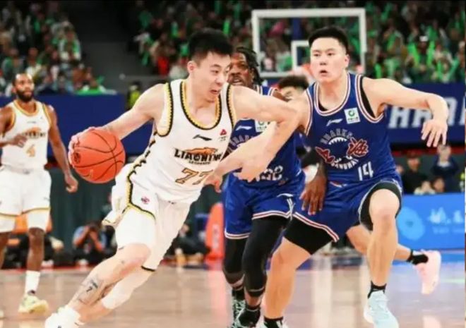 上海新援全運會轟三雙，24歲鋒霸場均32+13，張鎮(zhèn)麟淪為第3選擇？