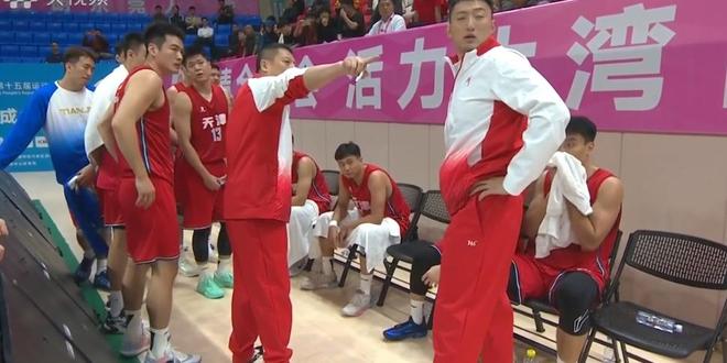 遭38歲老人無情碾壓！天津末節(jié)4-22崩盤，遼寧4連勝掌聲送給大韓