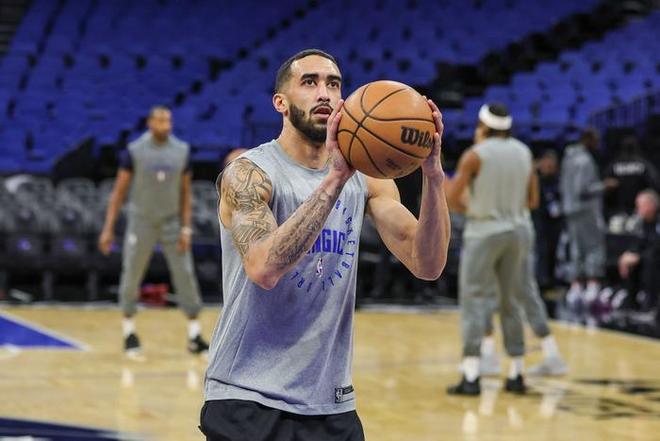 奎因加盟廣東隊(duì)，引發(fā)網(wǎng)友熱議的霸氣發(fā)言！