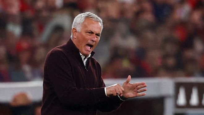 穆里尼奥欧冠赛前：对阿贾克斯我们不是想赢，而是必须赢