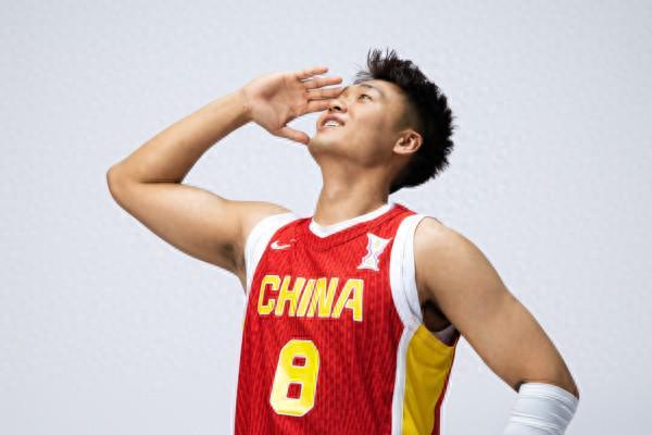 杀鸡岂用牛刀？中国男篮暗藏赵睿，剑指客场击败韩国队