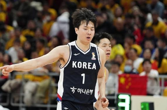 这小子有点狂啊！李贤重：我以为打中国队会很轻松呢！