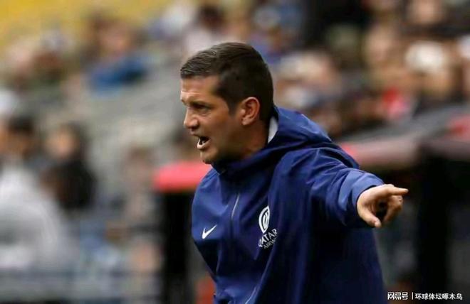 蓝黑军团迎战红军：历史交锋下的欧冠对决