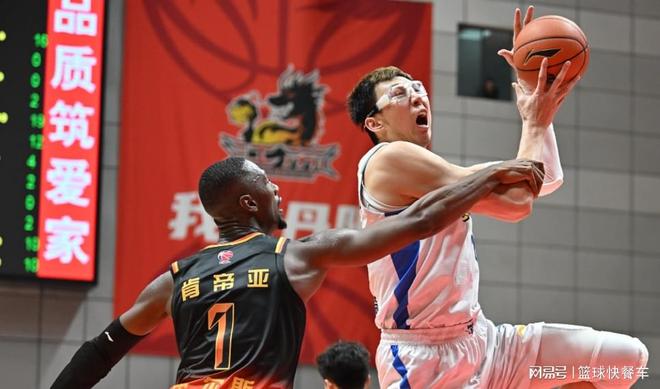 CBA新赛季最荒唐一幕！北京队损招坑惨篮协：潜力赛秒变老年赛？