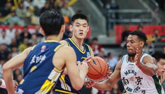 广东险胜同曦，球队暴露出三大问题，不解决难以夺冠