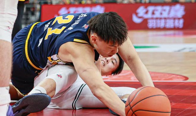 广东险胜背后的惊雷，三大命门不除，何谈冲冠？