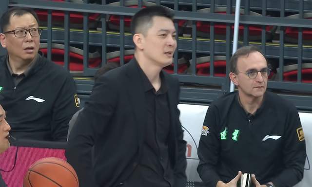 3战2胜居第7！鱼腩翅膀硬了，发海报叫板辽篮：老铁，上波硬菜！