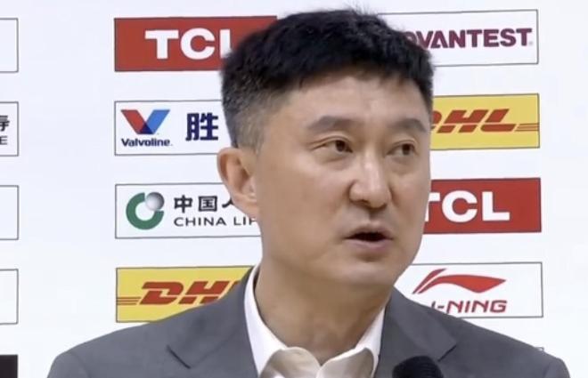 险胜广州，杜锋：我们失误太多，40分钟比赛必须打起12分精神
