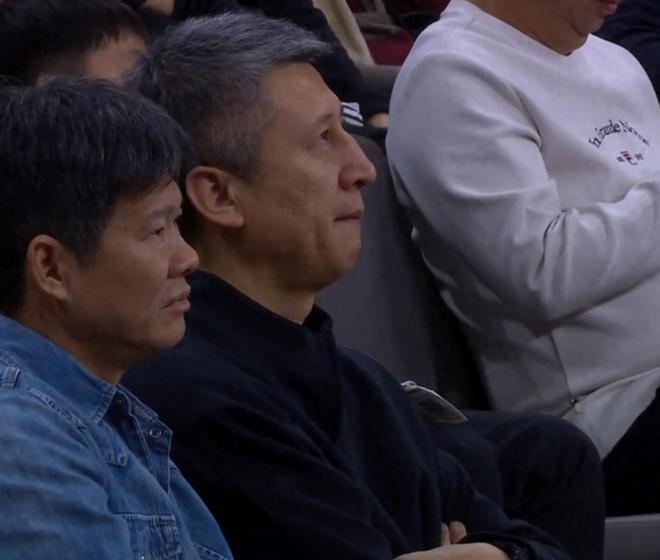 郭士强观战！郭艾伦9分，徐杰17分！CBA焦点战：广东3分险胜广州