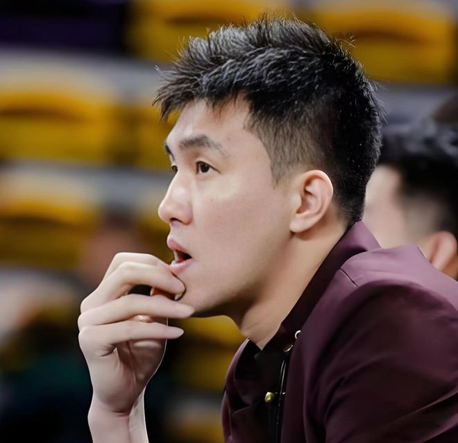 有情有义！郭艾伦心痛郭士强：头发更白，压力更大，看着很心疼