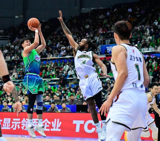 老将扎堆出战，本是潜力赛，咋来一群“老帮菜”？