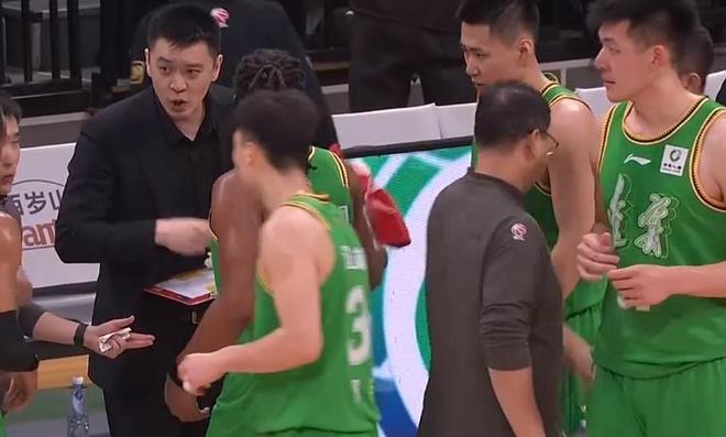 辽宁胖揍北控！鄢手骐亮眼 王岚嵚打铁 威尔斯爆发