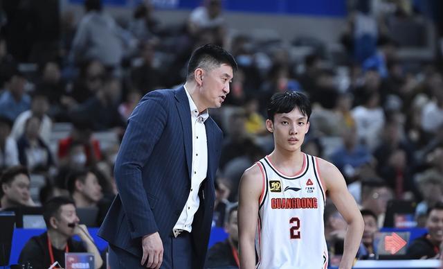 客场挑战全胜广东，低谷山东需以防守破局——CBA鲁粤大战前瞻