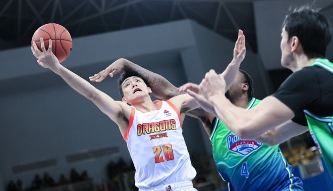 超过徐杰了吗？CBA菜鸟轰34分打爆宝岛控卫 郭士强该给他一次机会