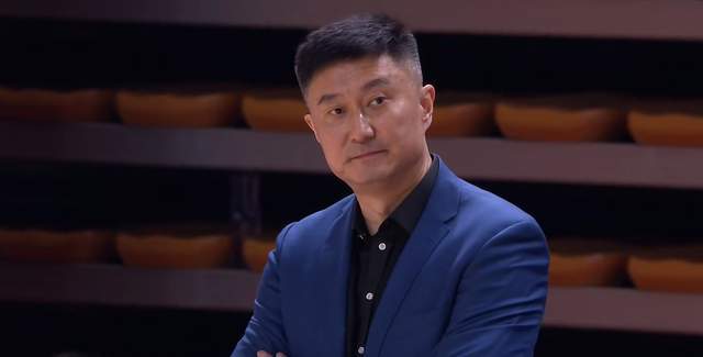 广东轻取广州，2人堪称满分，3人及格，4人低迷，愧对杜锋厚爱