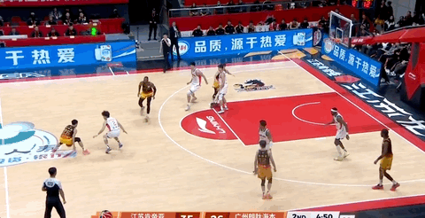 26岁广西球王,在质疑声中成为本土得分王